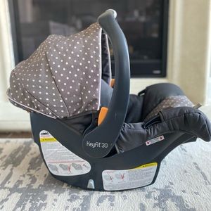❌SOLD❌Chicco keyfit 30 car seat